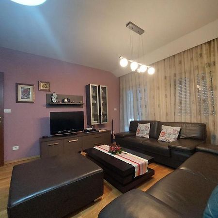 Apartman Sara 2 Podgorica Exteriör bild