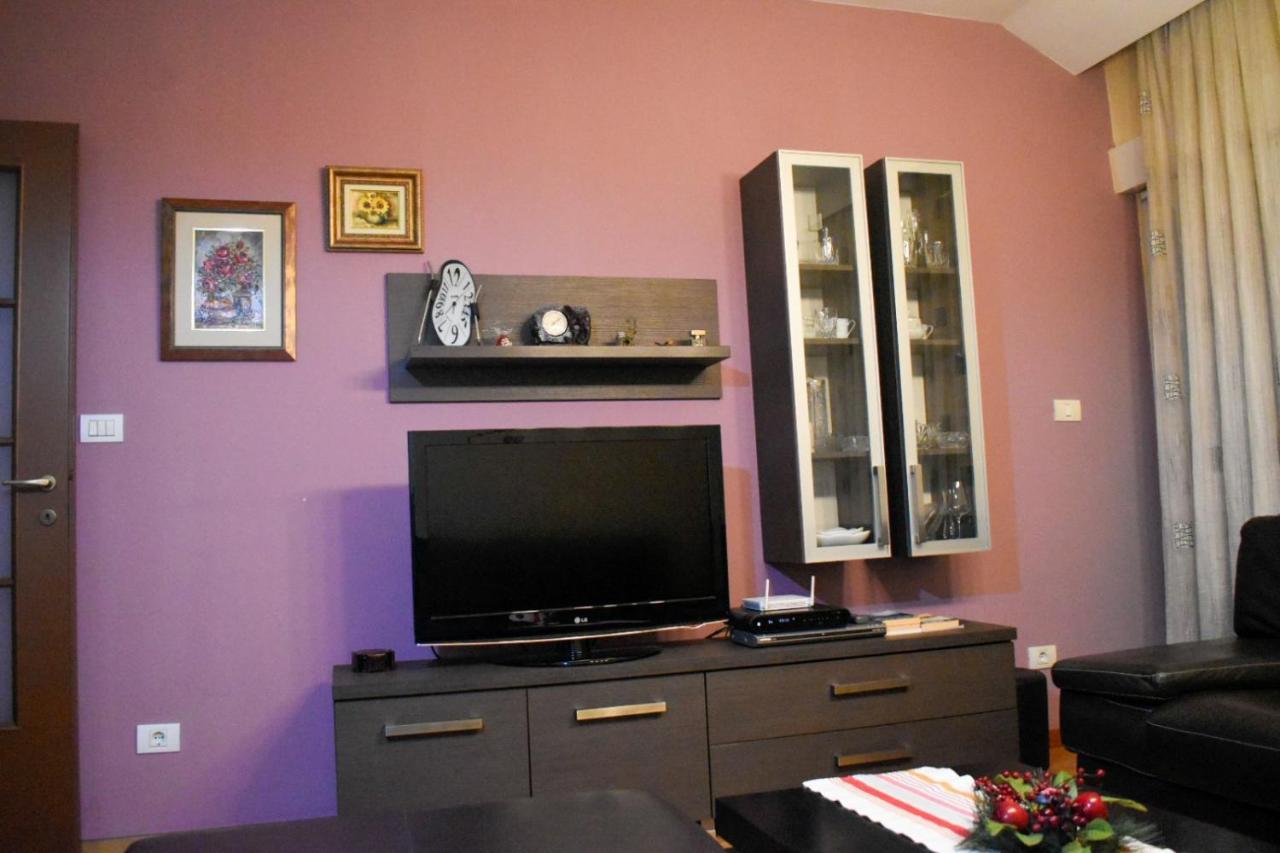 Apartman Sara 2 Podgorica Exteriör bild